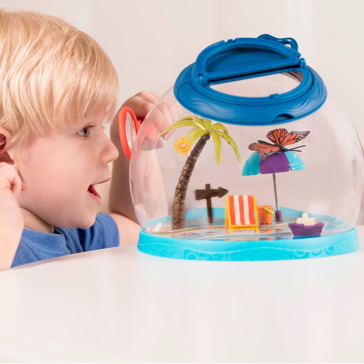 Tiki Retreat Insect Catcher Toy Discover Set with Bug House & Magnifier,  Ages 4+