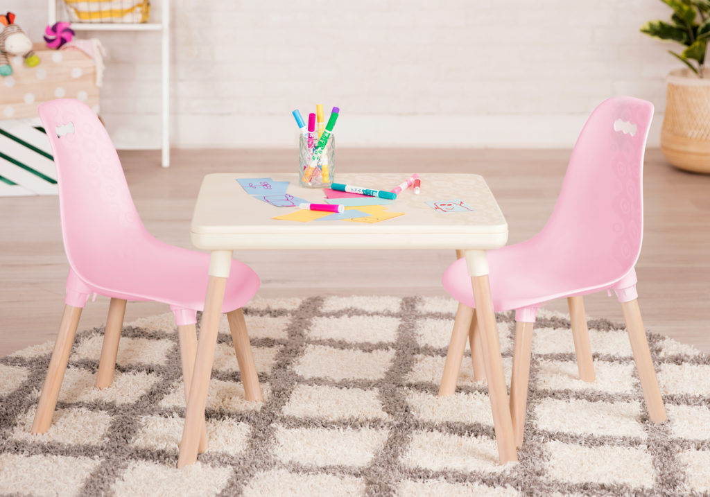 Kid Century Modern: Table & Chair Set - Ivory